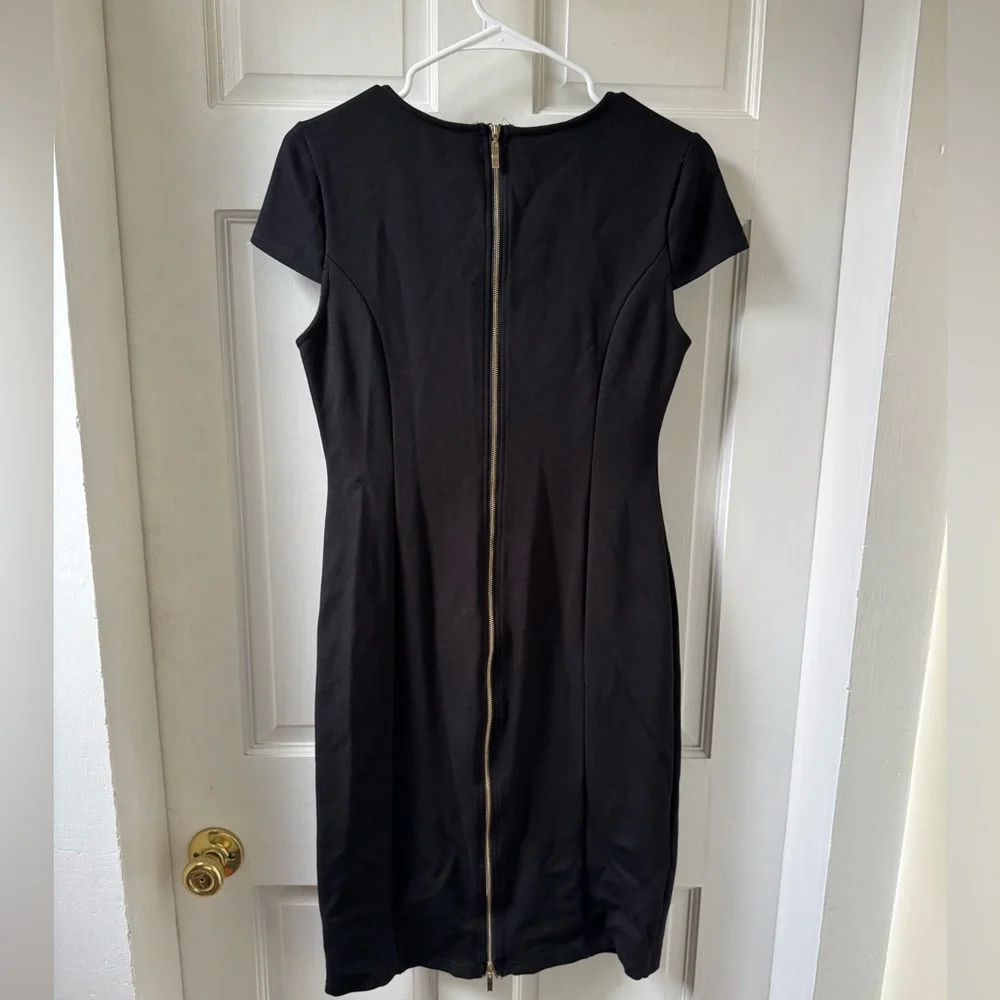 Dress - Picture 2 of 5